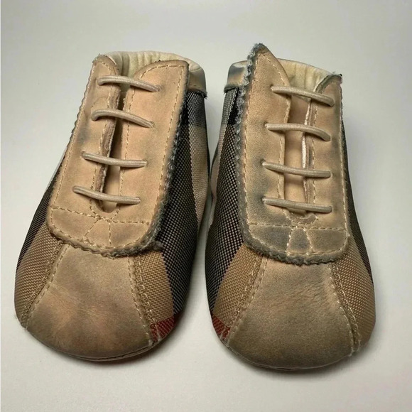 Burberry Bosco Check infant shoes size 17 - Picture 6 of 10